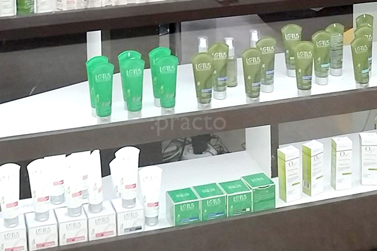 Mak Luxury Unisex Salon Rohini West Delhi